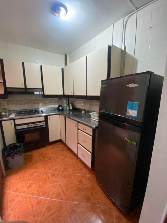Hostel Kumho Home Медельин Экстерьер фото