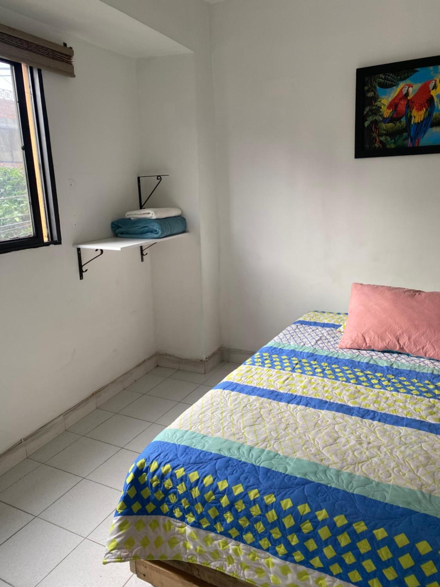 Hostel Kumho Home Медельин Экстерьер фото
