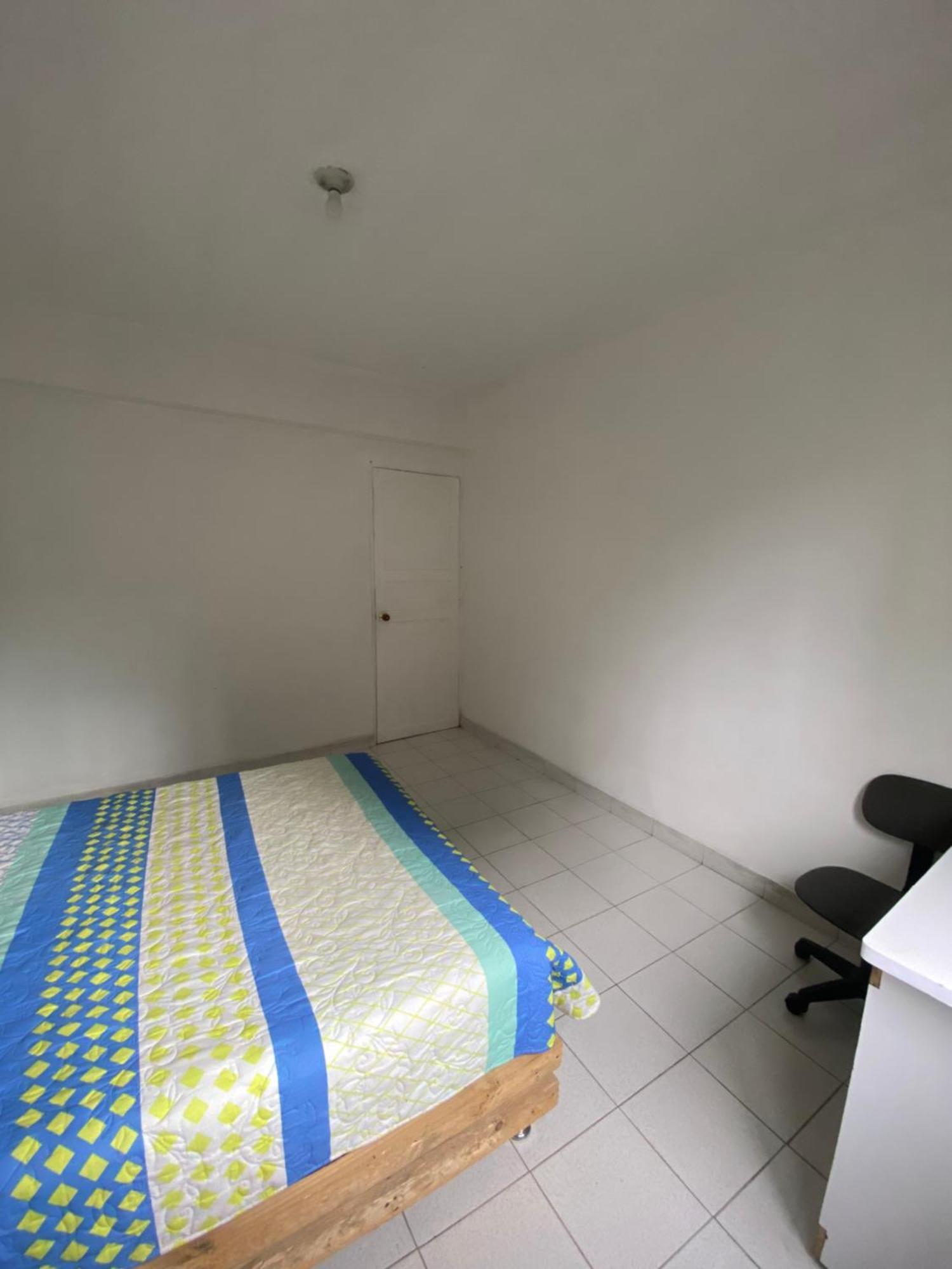 Hostel Kumho Home Медельин Экстерьер фото